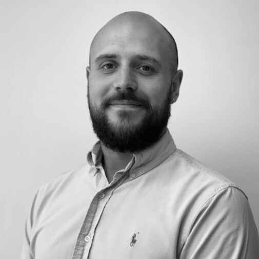 Max Llewellyn-DaviesAccount Executive